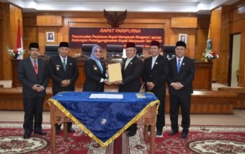 Sampaikan LKPJ APBD 2025, Bupati Erlina: Ekonomi Mempawah Naik Jadi 8,24 Persen