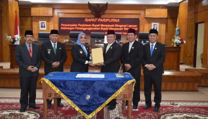 Sampaikan LKPJ APBD 2025, Bupati Erlina: Ekonomi Mempawah Naik Jadi 8,24 Persen