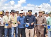 Perkuat Infrastruktur, Bupati Alexander Resmikan Jalan Penghubung Pelang–Sungai Kepuluk