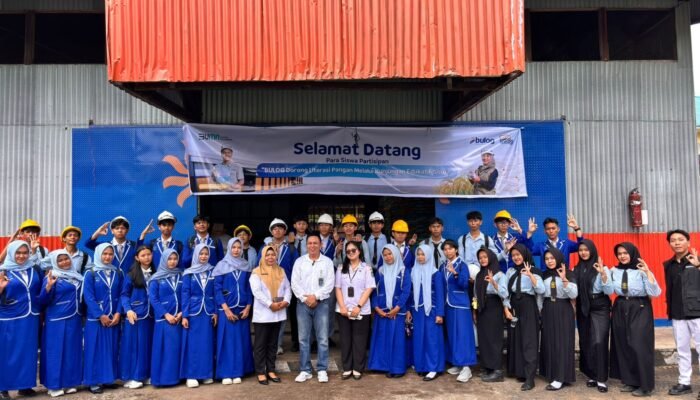 Edukasi Ketahanan Pangan, Siswa SMKN 1 Ketapang Turun Langsung ke Gudang BULOG