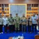 Ketua DPRD Kabupaten Mempawah, Safruddin Asra beserta rombongan melakukan kunjungan kerja ke Pemkot Singkawang, disambut langsung oleh Wakil Walikota, Muhammadin.