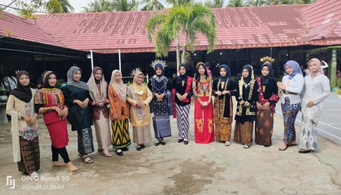 Peringati Hari Kartini, SMAN 1 Sungai Pinyuh Gelar Berbagai Perlombaan