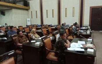 Dinas PPKH Kabupaten Sambas Ikuti Rapat Pansus DPRD Bahas LKPJ Bupati