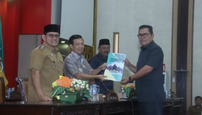 DPRD Sambas Nilai Kinerja Pemda 2025 Cukup Baik, Berikan Sejumlah Catatan Penting 