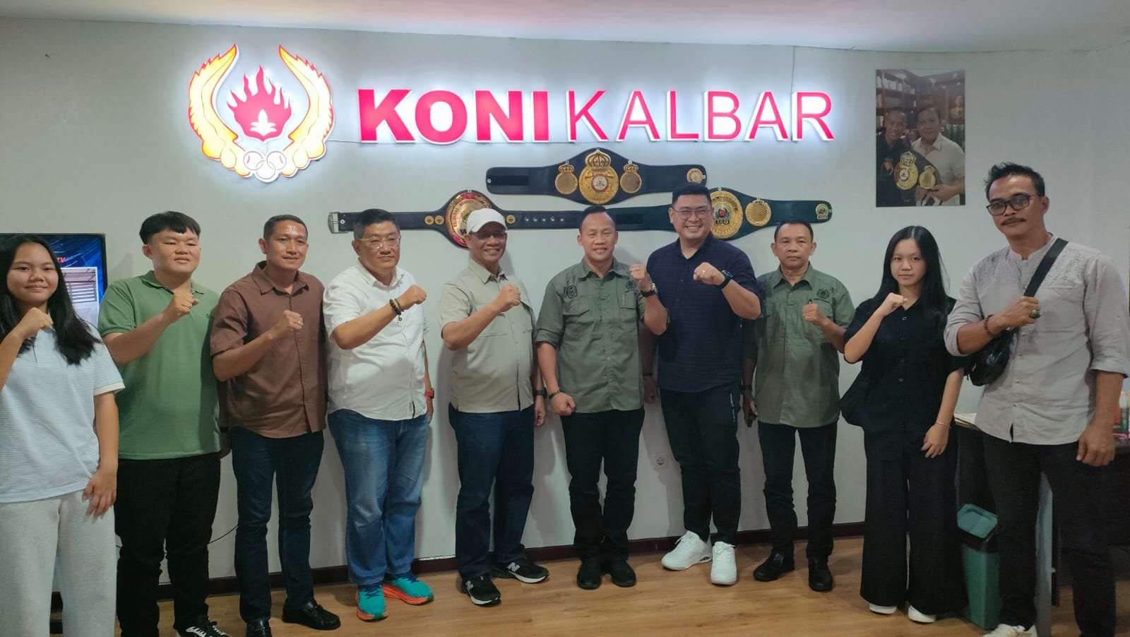 Pengurus PERBASI Kabupaten Mempawah silaturahmi ke Ketua KONI Kalimantan Barat, Daud Yordan di Pontianak.