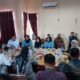 Rapat evaluasi Dinkes Sambas dan sejumlah pihak di Selakau usai peristiwa anak SD diduga keracunan santap MBG.