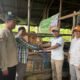 Serah terima sapi kurban Presiden Prabowo oleh Bupati Sambas kepada pengurus masjid Al Muhasabah Desa Mekar Sekuntum.