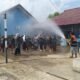 Momen pengumuman kelulusan di SDN 01 Sungai Pinyuh.