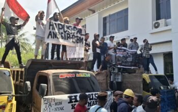 Ini Dia 10 Aspirasi Sopir Truk Mempawah yang Diterima DPRD