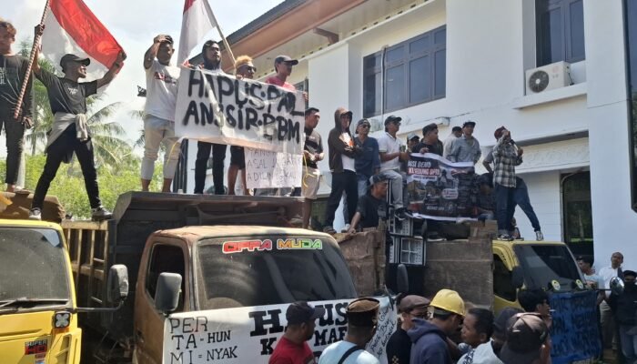 Ini Dia 10 Aspirasi Sopir Truk Mempawah yang Diterima DPRD