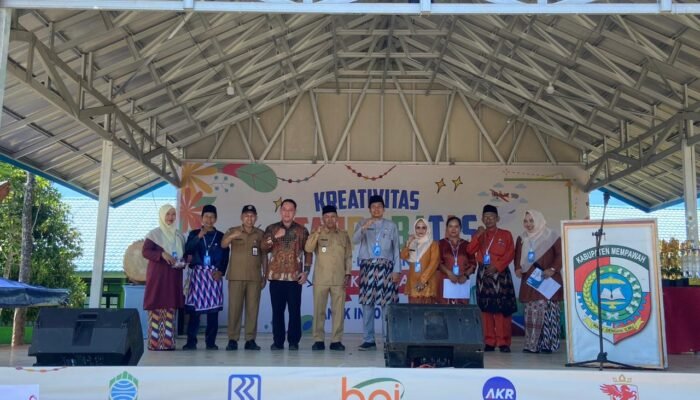 Wakil Bupati Buka Gebyar Kreativitas Sekolah Ke-4 Tingkat SMP se-Kabupaten Mempawah