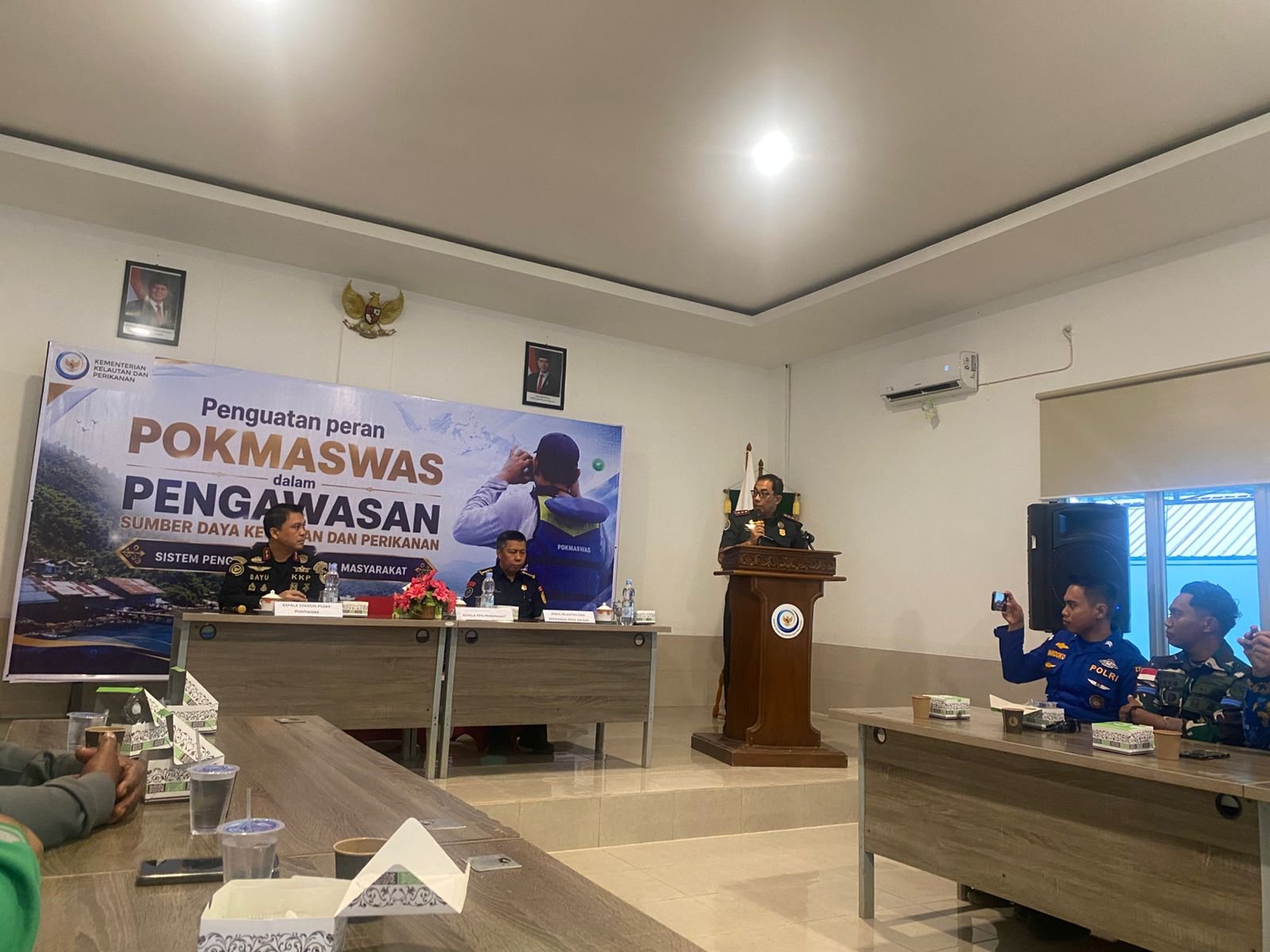 Dinas PPKH Sambas Hadiri Pembinaan POKMASWAS, Perkuat Peran Masyarakat Awasi Sumber Daya Perikanan