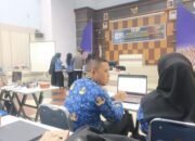 Suasana Bimtek Pengelolaan Arsip di BKPSDMAD Kabupaten Sambas.