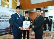 Pelantikan pejabat eselon II oleh Bupati Ketapang.