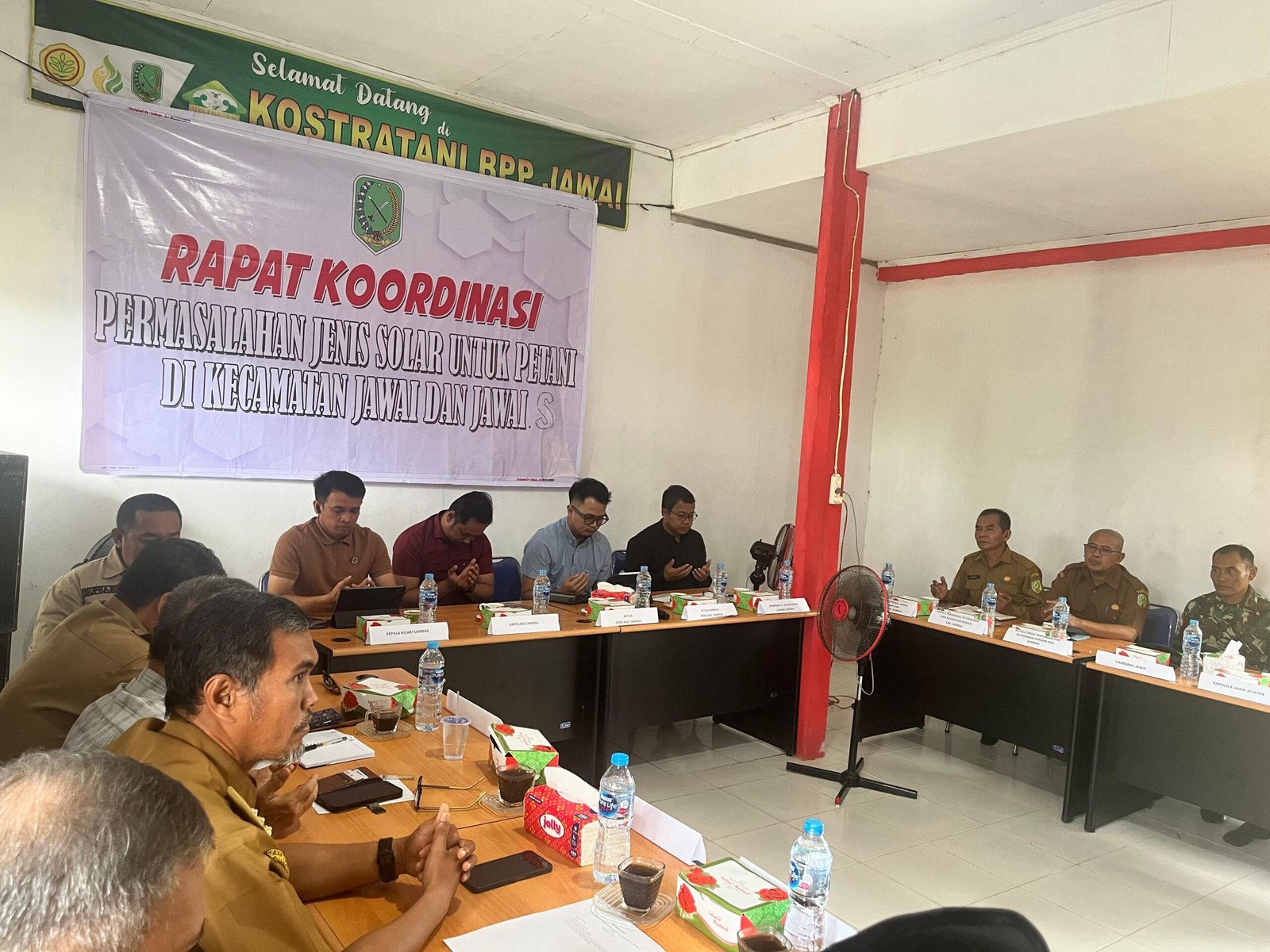 Rapat koordinasi masalah solar untuk petani di Jawai dan Jawai Selatan.