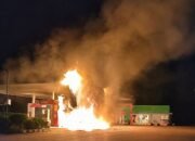 SPBU Simpuan Semparuk Kebakaran, Damkar Sesalkan Banyak Anak-anak Mendekati TKP