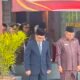 Ketua DPRD Mempawah, Safruddin Asra menghadiri upacara peringatan HUT Bhayangkara ke-80 di Polres Mempawah.