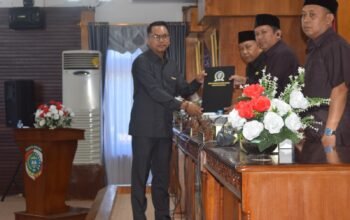 Juru bicara fraksi PKB, DPRD Kabupaten Mempawah, Miftahul Akhyar.