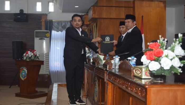 Fraksi PAN DPRD Mempawah Minta Optimalisasi PAD dan Soroti Besarnya SiLPA