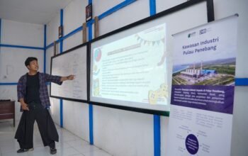 DIB Mengajar Perkuat Kompetensi Guru dan Motivasi Siswa di Pulau Terluar Kayong Utara