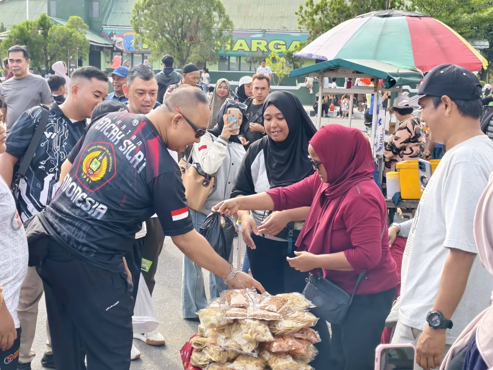 Car Free Day Ketapang Jadi Pusat Layanan Publik dan Penggerak UMKM, Bupati Pastikan Terus Dikembangkan