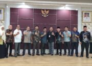 Kunjungan kerja Bapemperda DPRD Kabupaten Sambas ke Dinas PUPR Provinsi Kalbar.