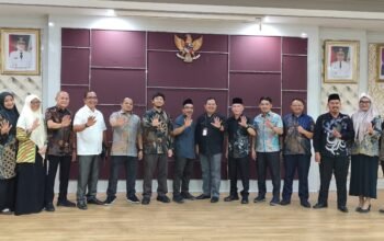 Kunjungan kerja Bapemperda DPRD Kabupaten Sambas ke Dinas PUPR Provinsi Kalbar.