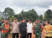 Bupati Ketapang Tinjau Pembangunan Jembatan Garuda di Ratu Elok, Ditarget Rampung Dua Bulan