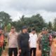 Bupati Ketapang Tinjau Pembangunan Jembatan Garuda di Ratu Elok, Ditarget Rampung Dua Bulan