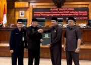 Seluruh Fraksi DPRD Mempawah Setujui Raperda Pertanggungjawaban APBD 2025