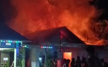 Warga Bakau Kecil Kehilangan Harta Benda Usai Rumahnya Hangus Terbakar
