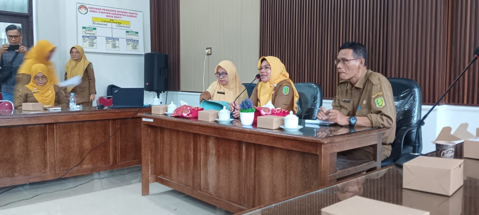 Suasana rapat persiapan peringatan Hari Anak Nasional 2026.