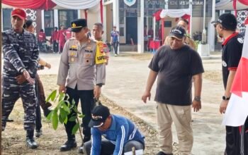 HUT RI, Forkopimcam Sungai Pinyuh Tanam Pohon, Donor Darah dan Cek Kesehatan Gratis