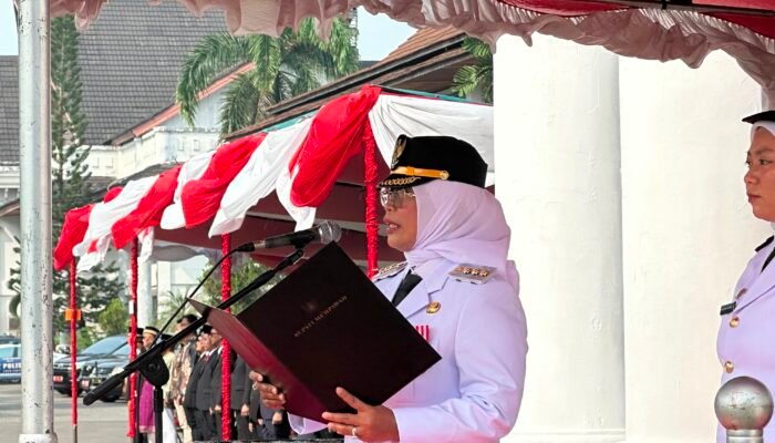 Bupati Erlina Pimpin Upacara HUT RI ke-81 di Mempawah