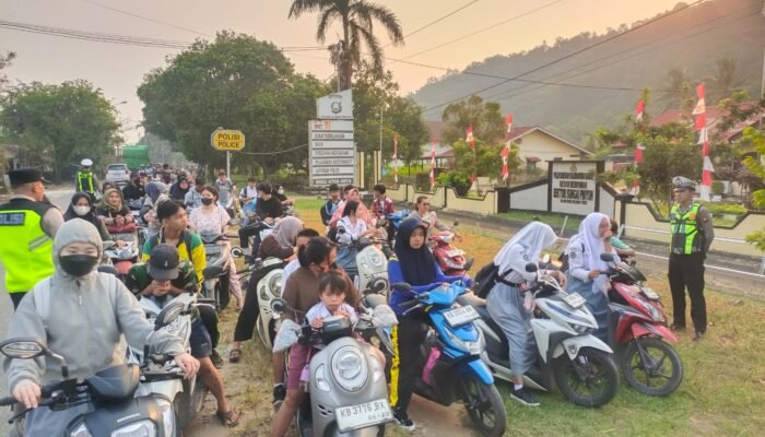 Banyak Pelajar Terjaring Tak Pakai Helm, Kapolsek Pinyuh Minta Kesadaran Masyarakat