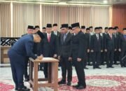 Bupati Ketapang, Alexander Wilyo melantik Darma sebagai Kepala Dinas Pendidikan