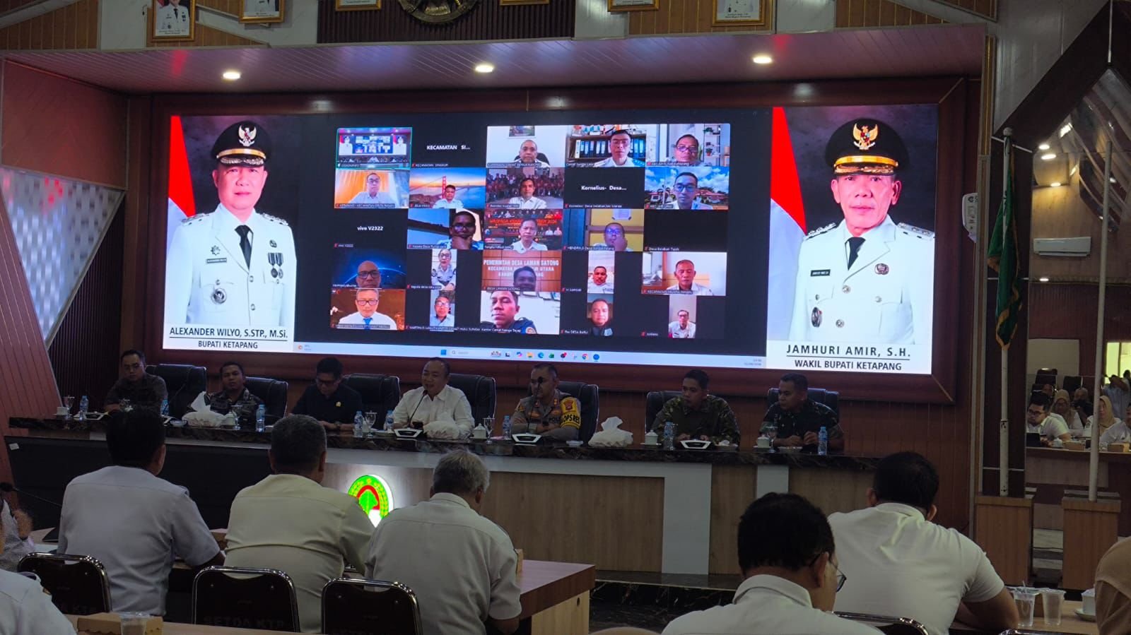Rapat membahas status Karhutla di Kabupaten Ketapang.