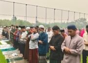 Warga Sungai Pinyuh Gelar Salat Istiqsa Minta Hujan