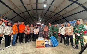 Ketua DPRD Mempawah Apresiasi Gotong Royong Semua Pihak dalam Penanganan Karhutla 