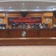 Ketua DPRD Kabupaten Mempawah, Safruddin Asra memimpin sidang paripurna penjelasan Bupati tentang Perubahan APBD 2026.