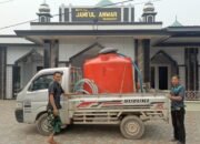 Komunitas air balap salurkan bantuan ke rumah ibadah.