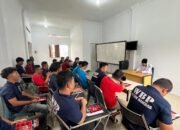 Potret Warga Binaan Rutan Sambas sedang mengikuti kuliah dari dosen kampus ADI Sambas.