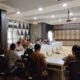 Dewan Perwakilan Rakyat Daerah (DPRD) Kabupaten Sambas melaksanakan kunjungan kerja ke Dinas Pekerjaan Umum dan Penataan Ruang (PUPR) Kota Singkawang.