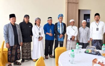 Haji Hismunanda dari Ketapang Turut Menyambut Kedatangan UAS di Sungai Pinyuh