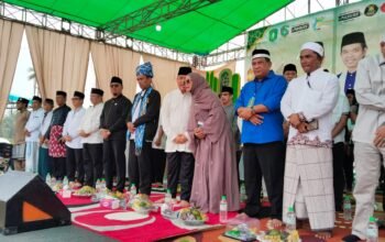 Haji Hismunanda Berada di Barisan Para Tokoh: Saya Takjub Menyaksikan Ceramah UAS Dari Dekat