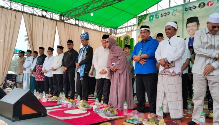 Haji Hismunanda Berada di Barisan Para Tokoh: Saya Takjub Menyaksikan Ceramah UAS Dari Dekat