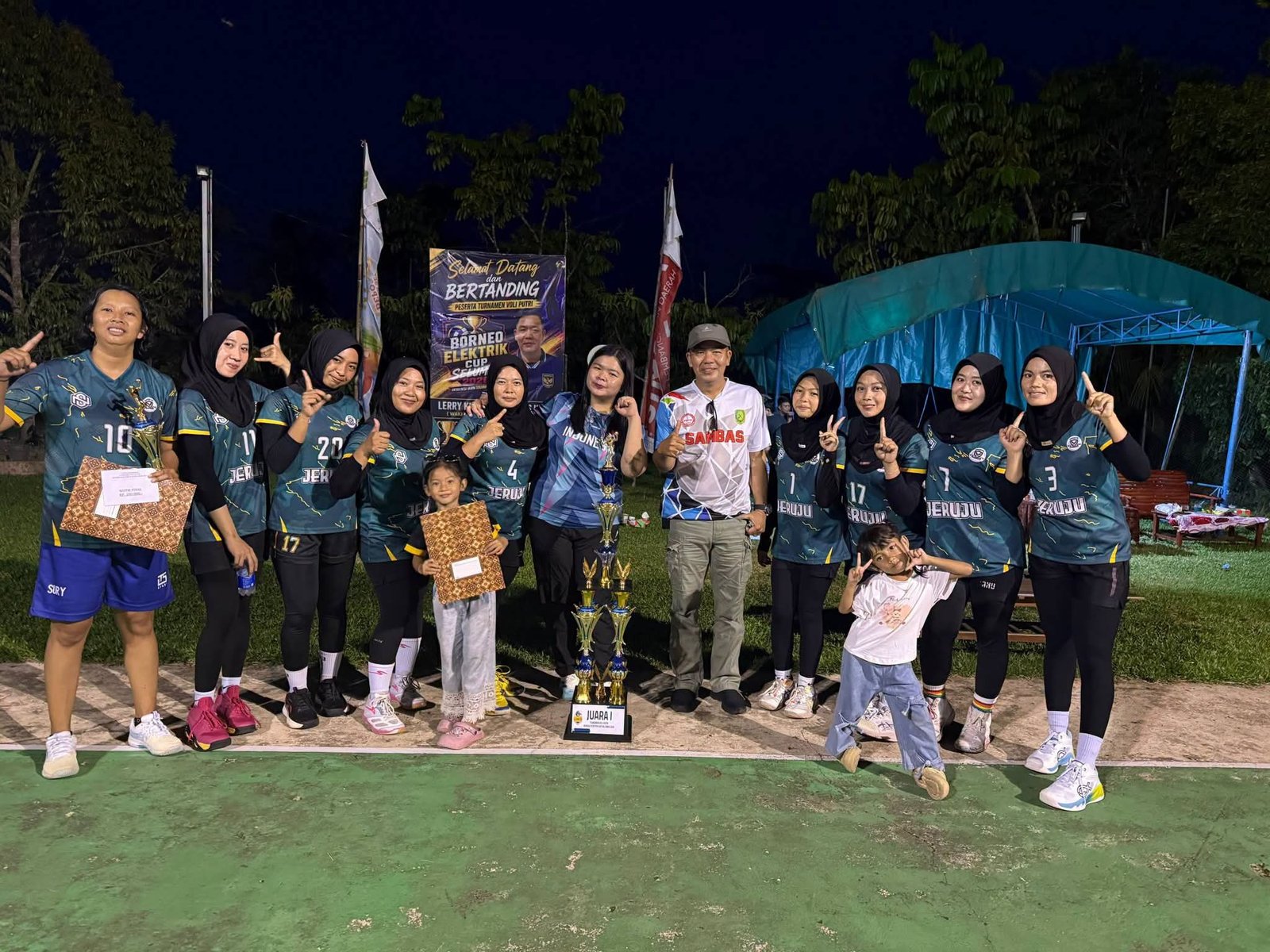Final voli di Desa Tanjung Keracut, Kecamatan Teluk Keramat, Kabupaten Sambas. Disaksikan langsung oleh Lerry Kurniawan Figo.