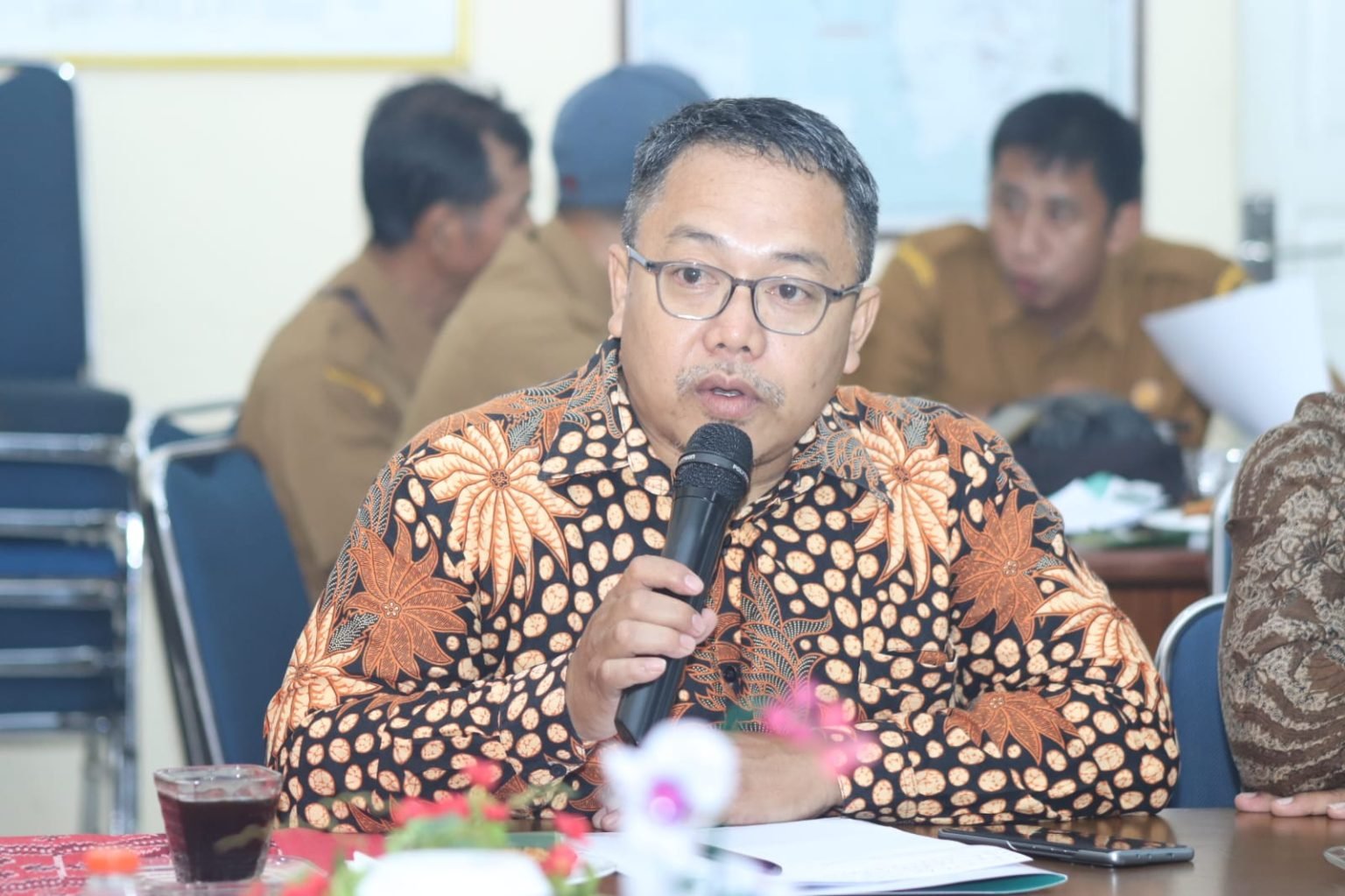 Komisi II DPRD Sambas Koordinasi dengan DKP Kalbar Bahas Kewenangan Pengelolaan Laut