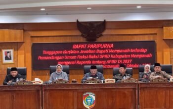 DPRD Kaupaten Mempawah Gelar Sidang Paripurna, Jawaban Bupati Terhadap Pandangan Umum Fraksi Raperda APBD 2027