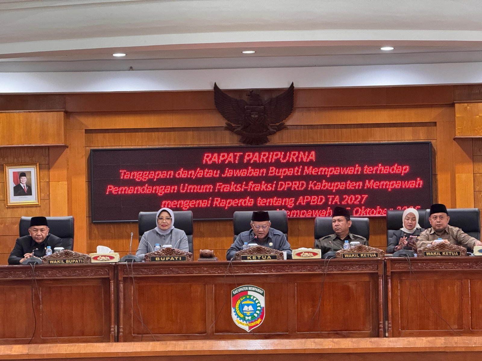 DPRD Kaupaten Mempawah Gelar Sidang Paripurna, Jawaban Bupati Terhadap Pandangan Umum Fraksi Raperda APBD 2027
